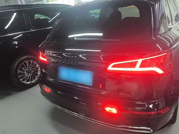 Audi Q5L 2020 2020款 改款 40 TFSI 荣享时尚型