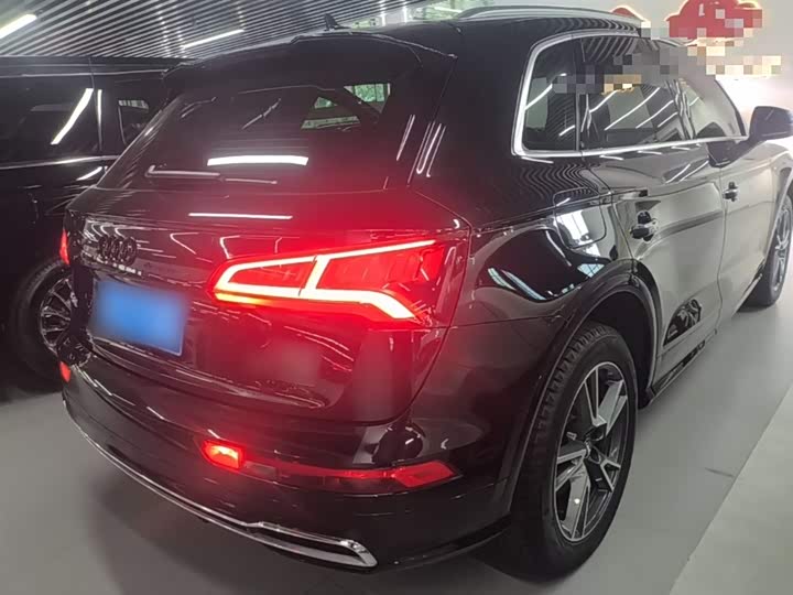 Audi Q5L 2020 2020款 改款 40 TFSI 荣享时尚型