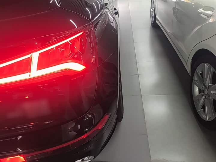 Audi Q5L 2020 2020款 改款 40 TFSI 荣享时尚型