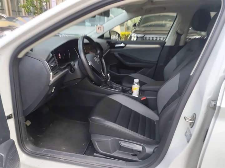 Фото 3 - Volkswagen Sagitar L
