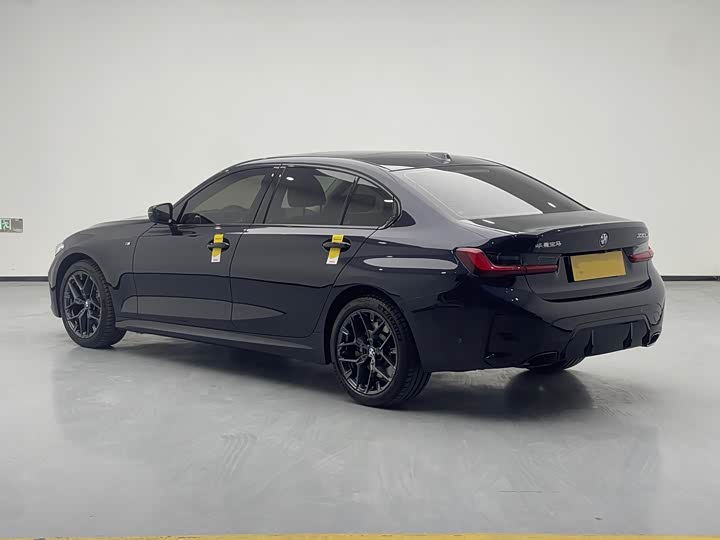 BMW 3 Series 2026 2026款 330Li M运动曜夜套装