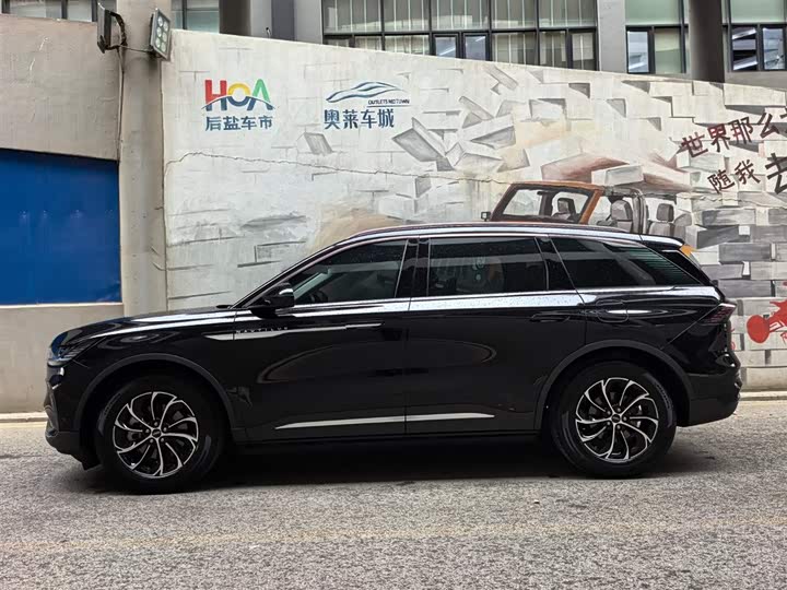Lincoln Nautilus 2023 2023款 2.0T 四驱尊享版