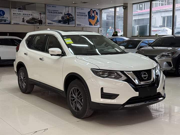 Nissan X-Trail 2025 2025款 荣誉 2.0L 两驱领先版