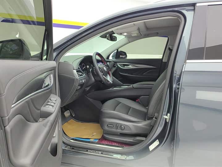 Фото 9 - Buick Enclave