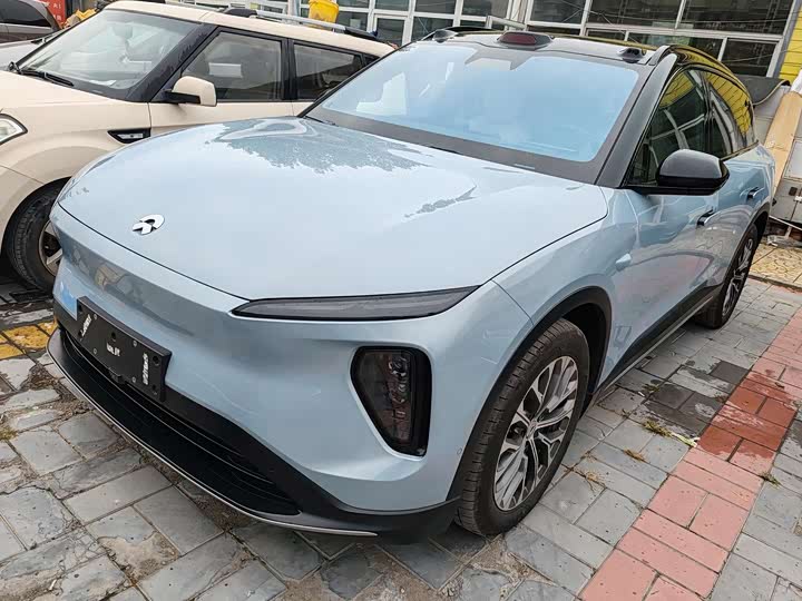 Фото 1 - Nio ES6