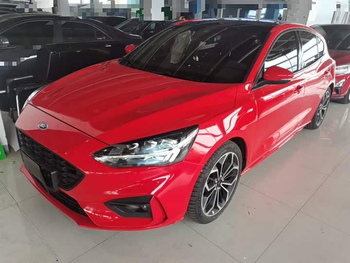 Ford Focus 2021 2021款 两厢 EcoBoost 180 自动ST Line