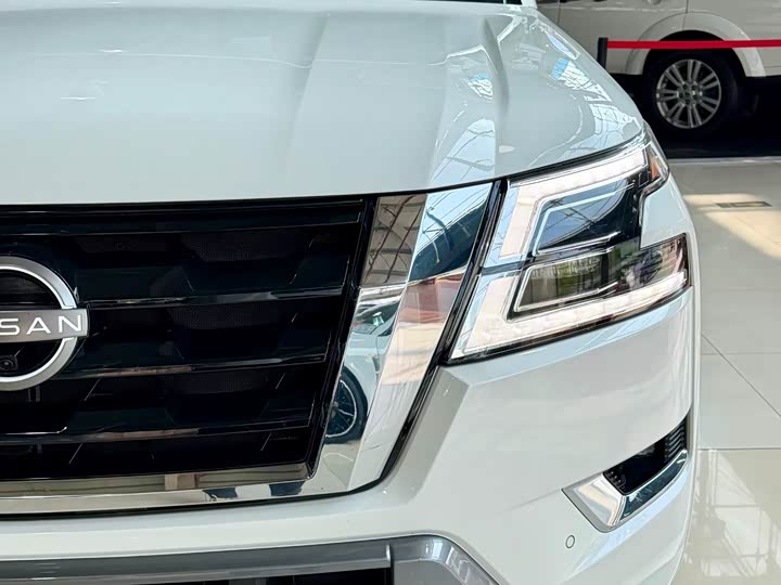2023 Nissan Armada