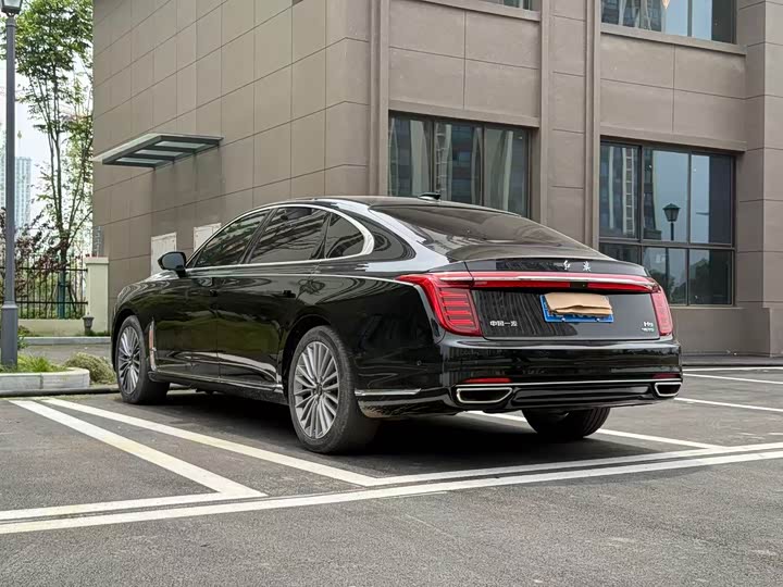 Фото 7 - Hongqi H9