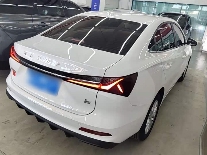 Roewe i5 2026 2026款 1.5L CVT豪华版