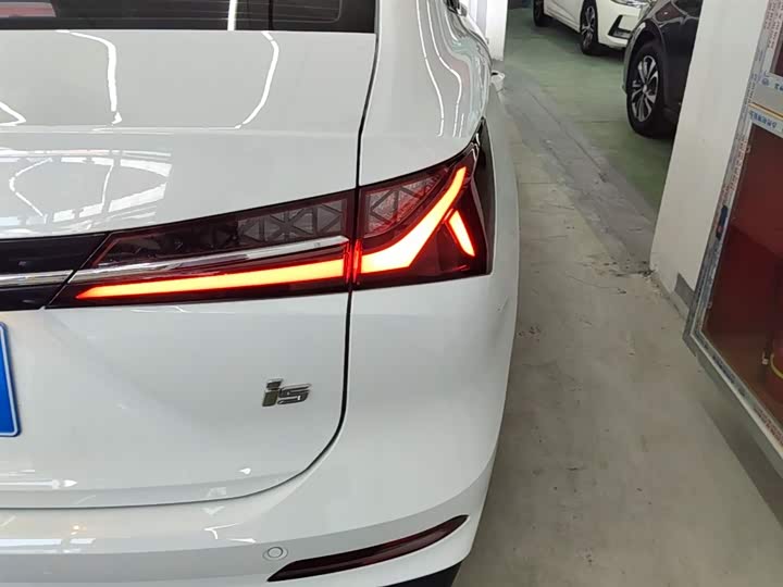 Roewe i5 2026 2026款 1.5L CVT豪华版