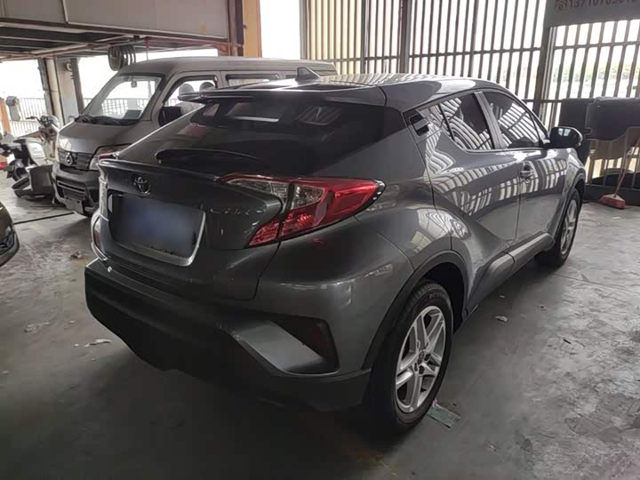 Toyota C-HR 2023 2023款 2.0L 领先版