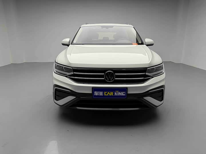 Фото 9 - Volkswagen Tiguan L Pro