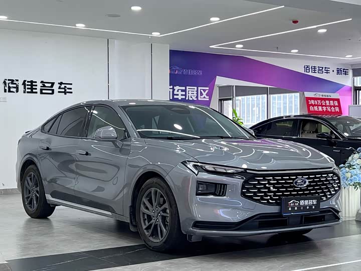Ford Mondeo 2025 2025款 2.0T EcoBoost 豪华型