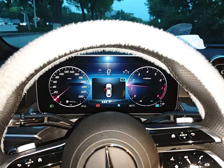 Zdjęcie 8 - Mercedes-Benz C-Class