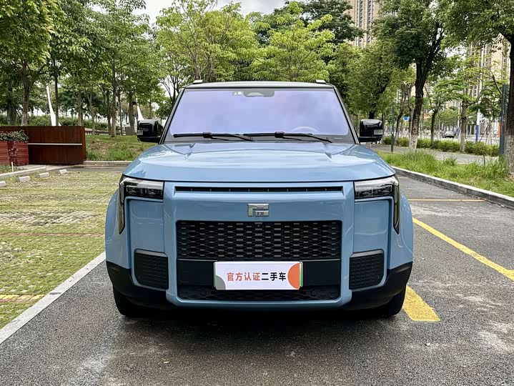 2024 Rox (Polar Stone) 01