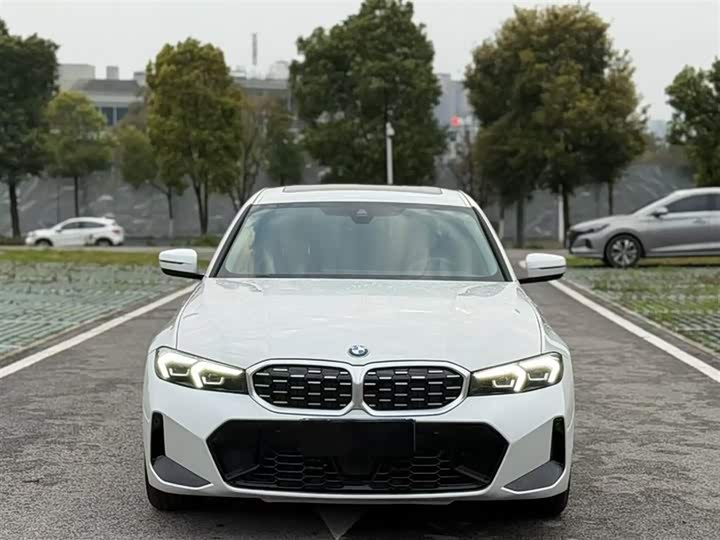 Zdjęcie 2 - BMW 3 Series