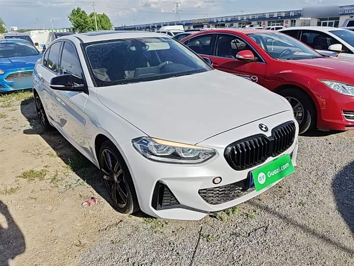 BMW 1 Series 2023 2023款 125i M运动曜夜版