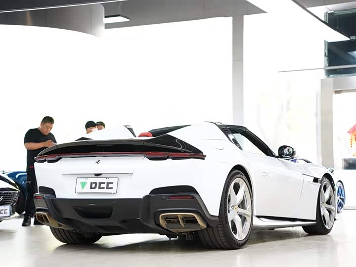 Ferrari 12Cilindri 2024 2024款 6.5L Spider