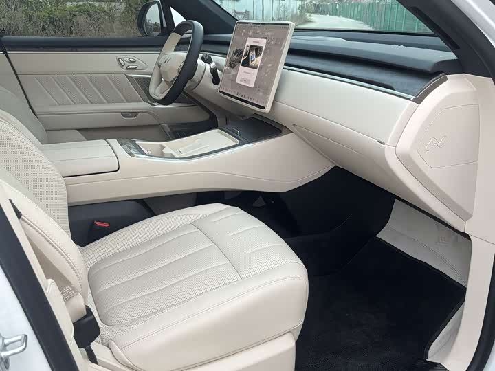 Nio Onvo L90 2025 2025款 Max 六座版