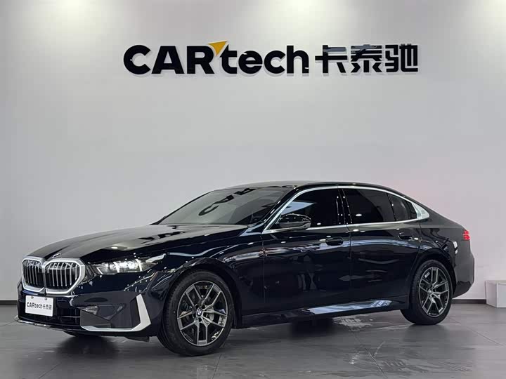 Фото 1 - BMW 5 Series