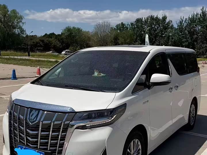 صورة 1 - Toyota Alphard