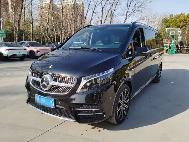 Mercedes-Benz V-Class 2022 2022款 V 260 L 长轴距豪华版