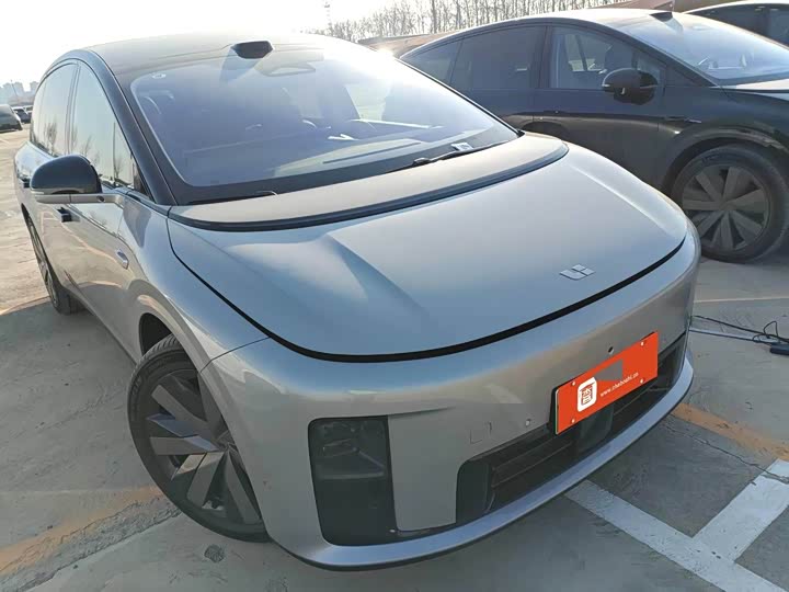 LiXiang i8 2025 2025款 标准版