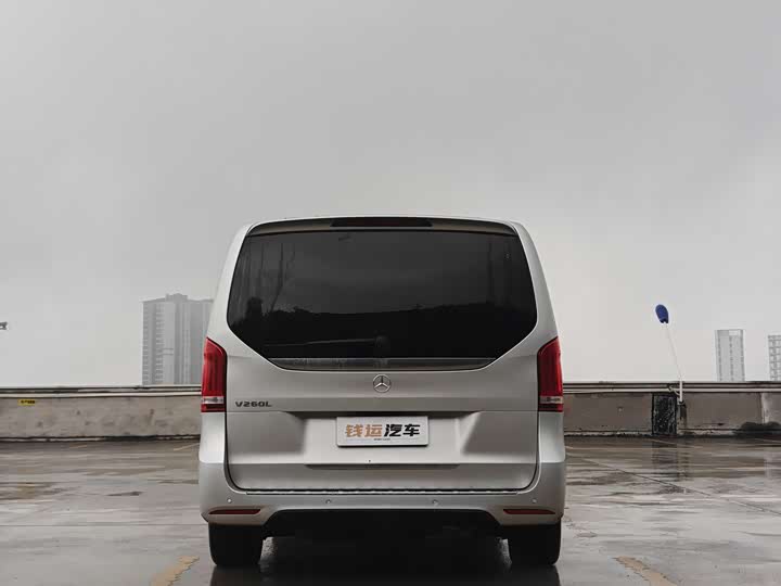 Mercedes-Benz V-Class 2022 2022款 V 260 L 长轴距豪华版