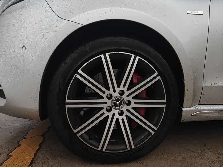 Mercedes-Benz V-Class 2022 2022款 V 260 L 长轴距豪华版