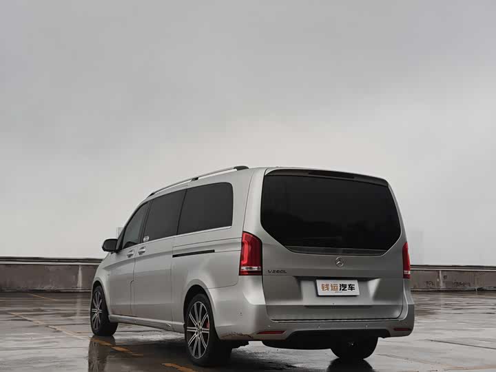 Mercedes-Benz V-Class 2022 2022款 V 260 L 长轴距豪华版