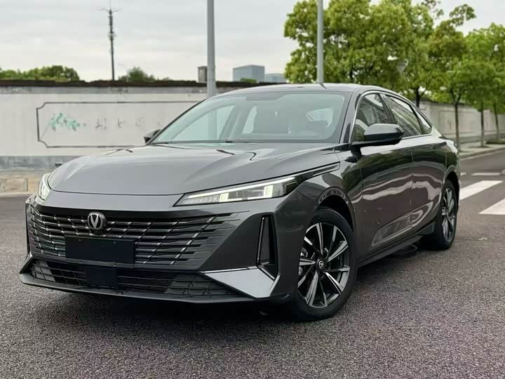 Zdjęcie 1 - Changan Eado Plus