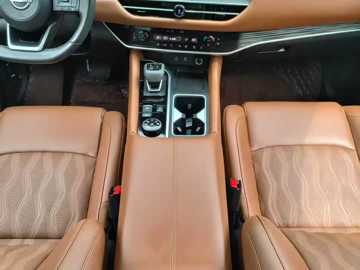 صورة 8 - Nissan Pathfinder