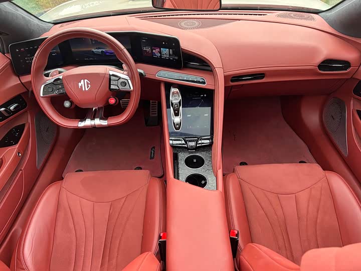 MG Motor Cyberster 2024 2024款 520km 传奇四驱红篷版