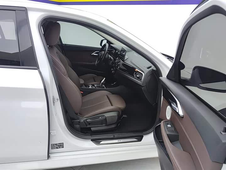 BMW 1 Series 2023 2023款 120i M运动曜夜版
