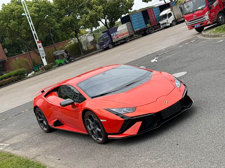 2023 Lamborghini Huracán