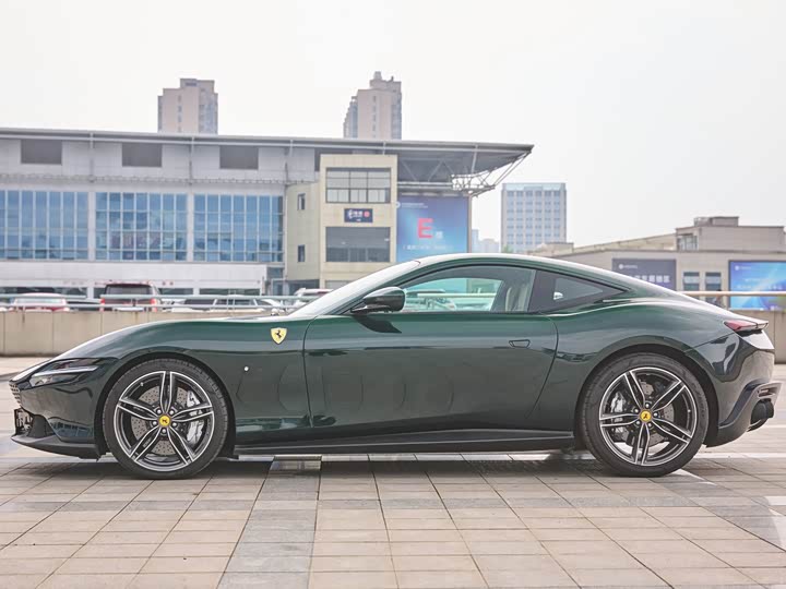 2020 Ferrari Roma