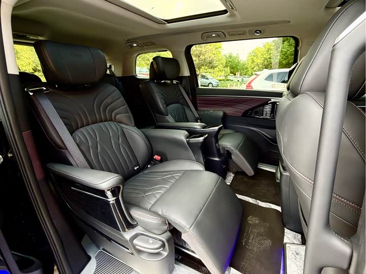 Фото 6 - GAC Trumpchi M8