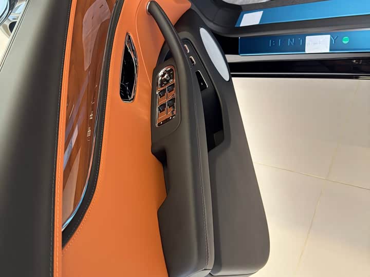 2026 Bentley Flying Spur Hybrid