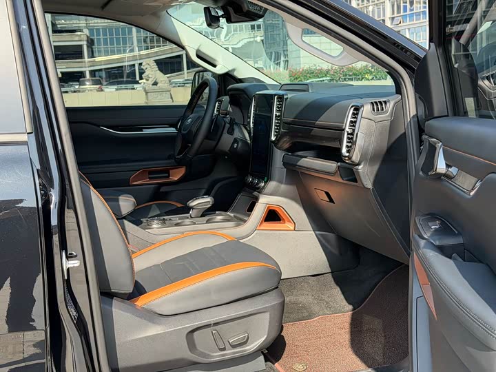 Ford Ranger 2025 2025款 探迹四驱自动越野版 汽油