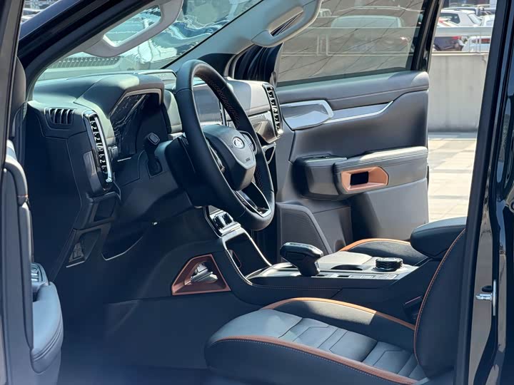 Ford Ranger 2025 2025款 探迹四驱自动越野版 汽油