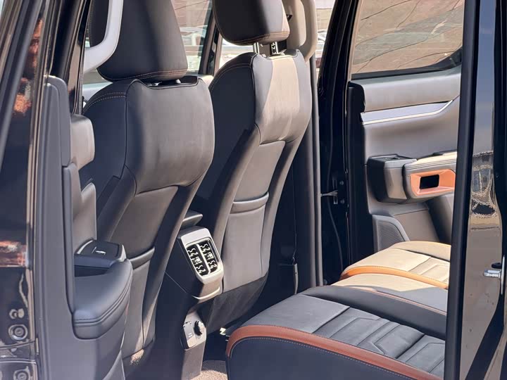 Ford Ranger 2025 2025款 探迹四驱自动越野版 汽油