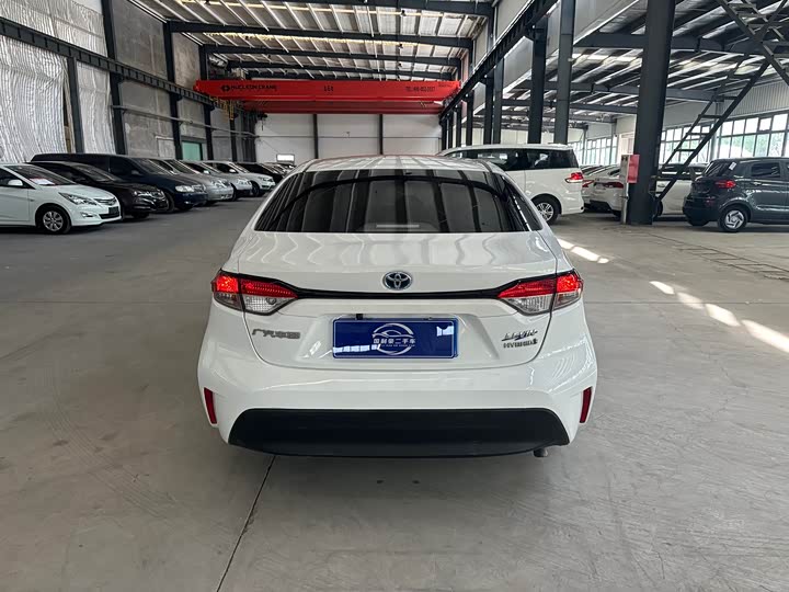 Toyota Levin 2024 2024款 智能电混双擎 1.8L 领先版