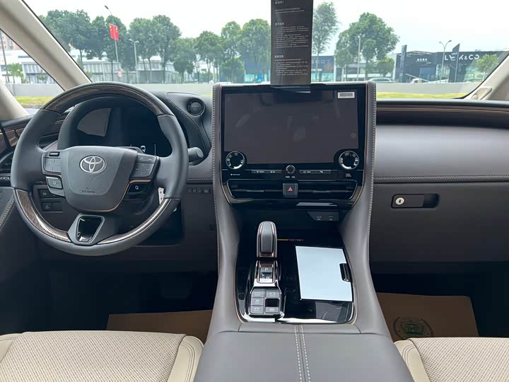 Toyota Alphard 2024 2024款 双擎 2.5L 臻享版