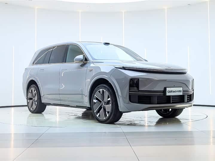 2025 LiXiang L9
