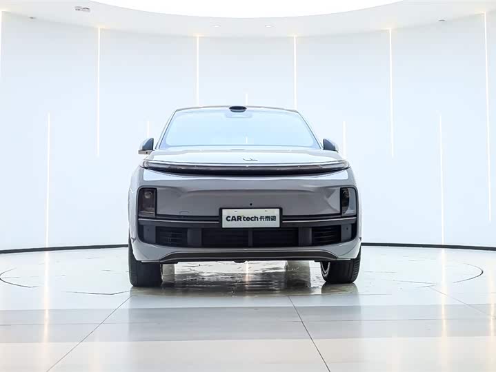 2025 LiXiang L9