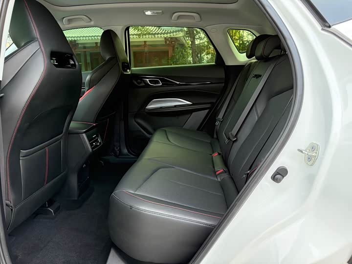 Changan Oshan Z6 2022 2022款 蓝鲸 1.5T DCT智领型