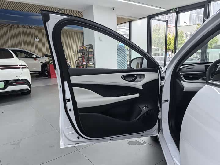 BYD Seal 05 DM-i Hybrid 2025 2025款 DM-i 智驾版 120KM旗舰型