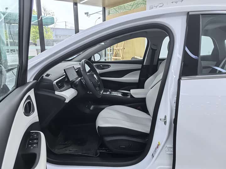 BYD Seal 05 DM-i Hybrid 2025 2025款 DM-i 智驾版 120KM旗舰型
