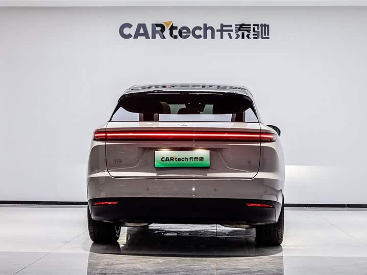 2025 LiXiang i6