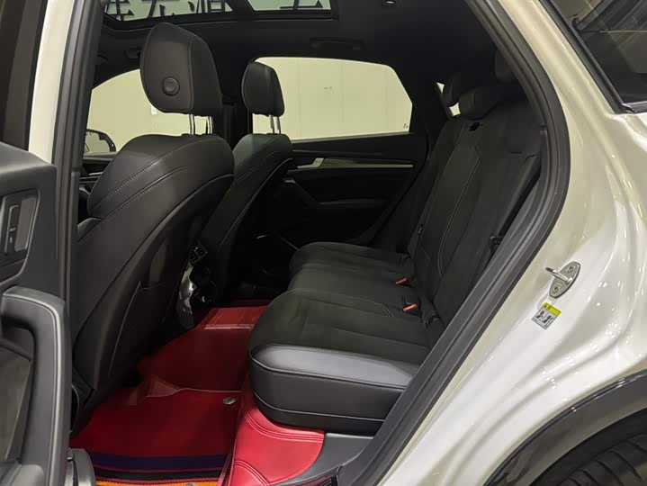 Audi Q5L Sportback 2022 2022款 改款 40 TFSI 豪华型